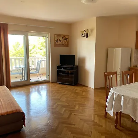 Mara Apartament Promajna